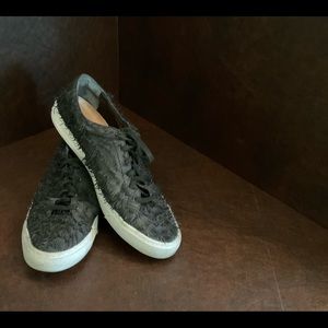 LOEFFLER RANDALL fringed black runners.